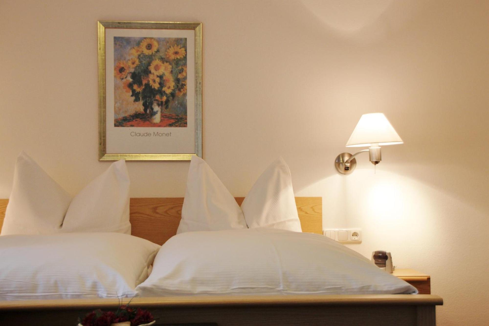Gasthof-Pension Zum Haugstein - Familie Eder إنغليهارتزيل الغرفة الصورة