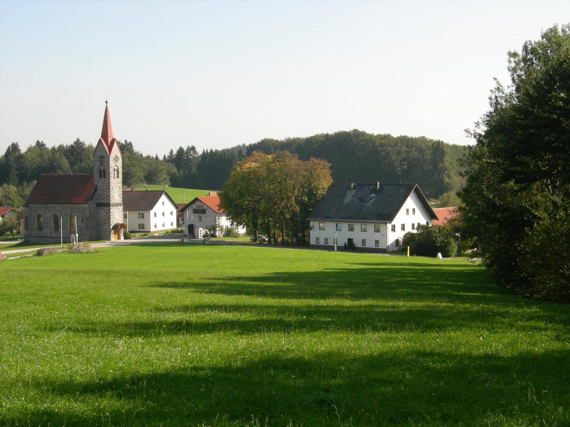 Gasthof-Pension Zum Haugstein - Familie Eder إنغليهارتزيل المظهر الخارجي الصورة